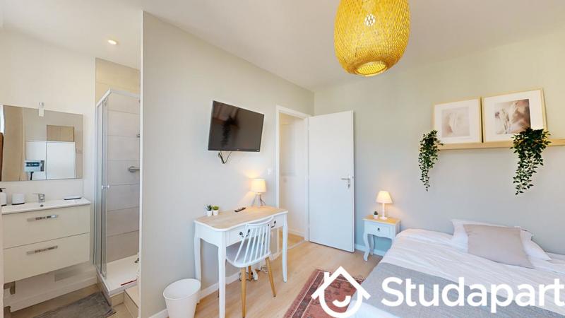 Chambre - 12 m² - 1 pièce