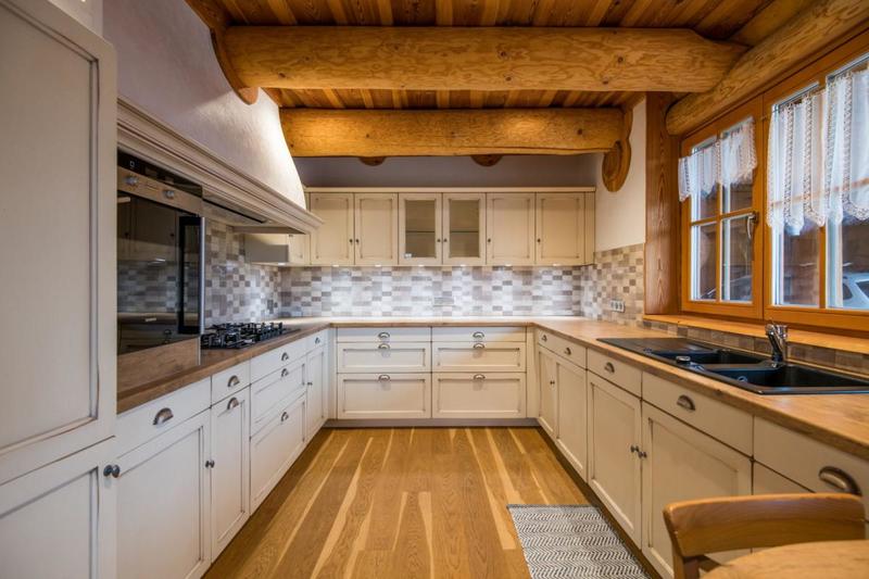 Châlet - 249 m² - 8 pièces