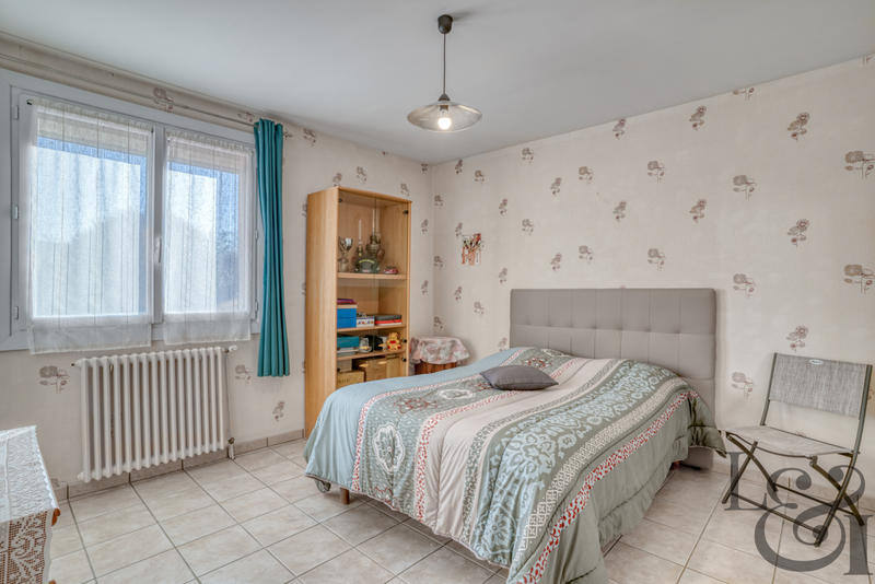 Maison - 171 m² - 7 pièces