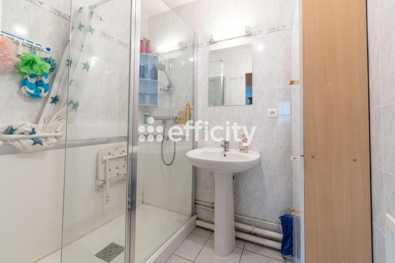 Appartement - 77 m² - 4 pièces