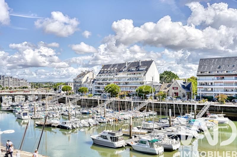 Maison - 354 m² - 12 pièces