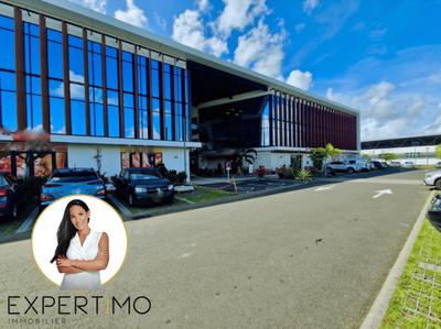 Local commercial - 328 m²