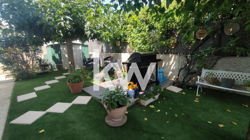 Maison - 180 m² - 7 pièces