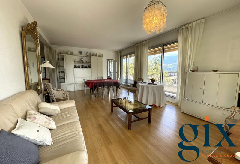 Appartement - 123 m² - 5 pièces