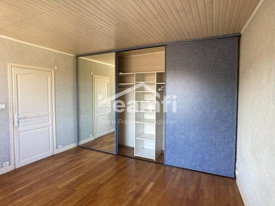 Maison - 153 m² - 4 pièces