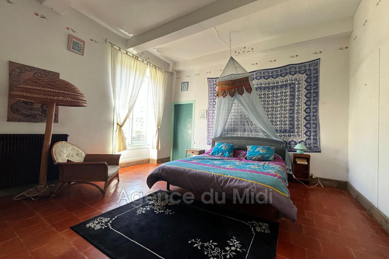 Maison - 433 m² - 10 pièces