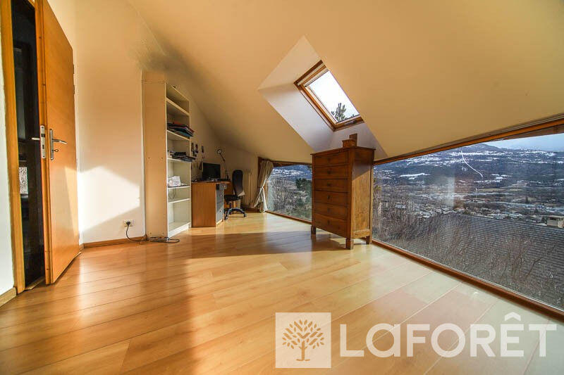 Maison - 130 m² - 4 pièces