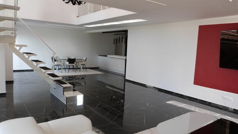 Villa - 180 m² - 6 pièces