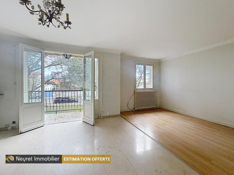 Maison - 96 m² - 4 pièces