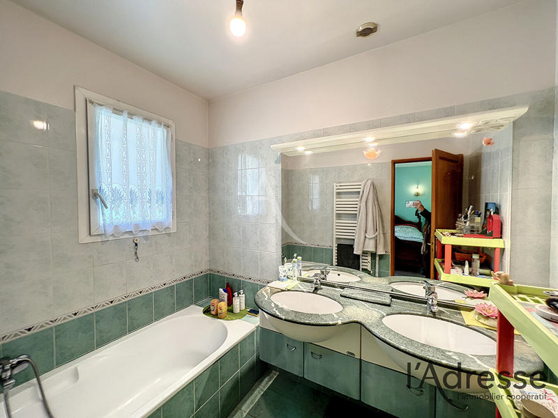 Villa - 95 m² - 4 pièces