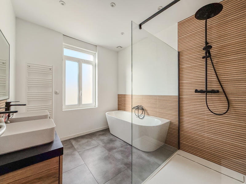 Maison - 100 m² - 4 pièces