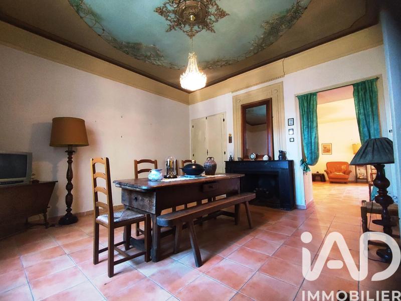 Maison de ville - 285 m² - 9 pièces