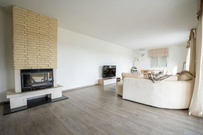 Maison - 162 m² - 5 pièces