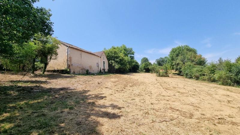 Maison en pierre - 84 m² - 3 pièces