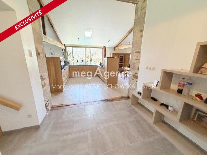 Maison en pierre - 205 m² - 7 pièces