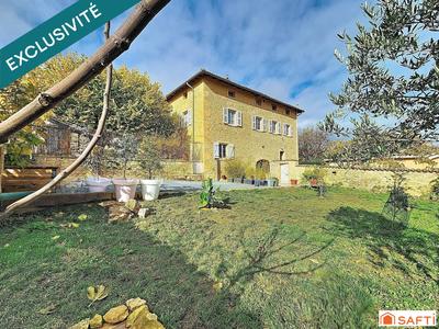 Maison - 171 m² - 6 pièces