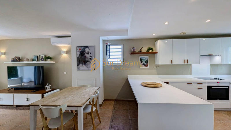 Appartement - 103 m² - 3 pièces