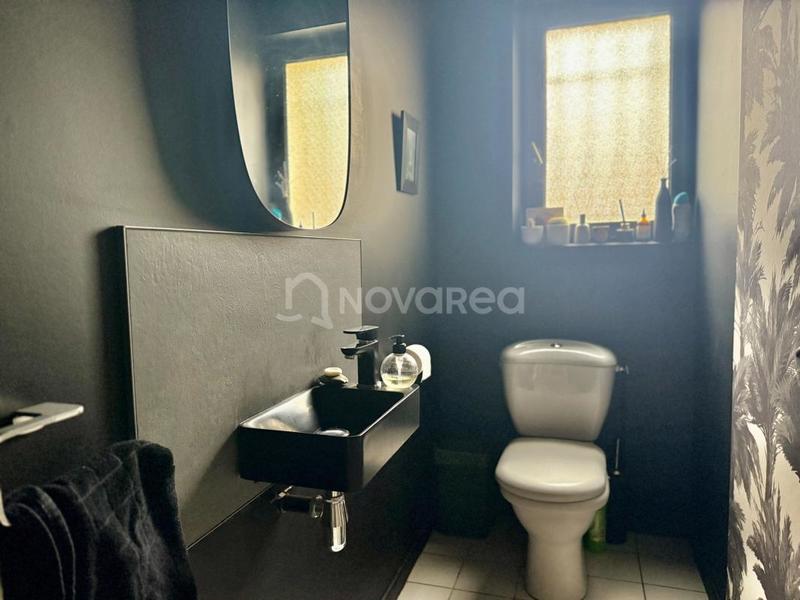 Villa - 285 m² - 8 pièces