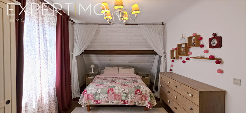 Maison - 110 m² - 6 pièces