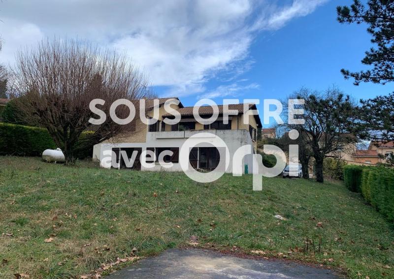 Maison - 137 m² - 5 pièces