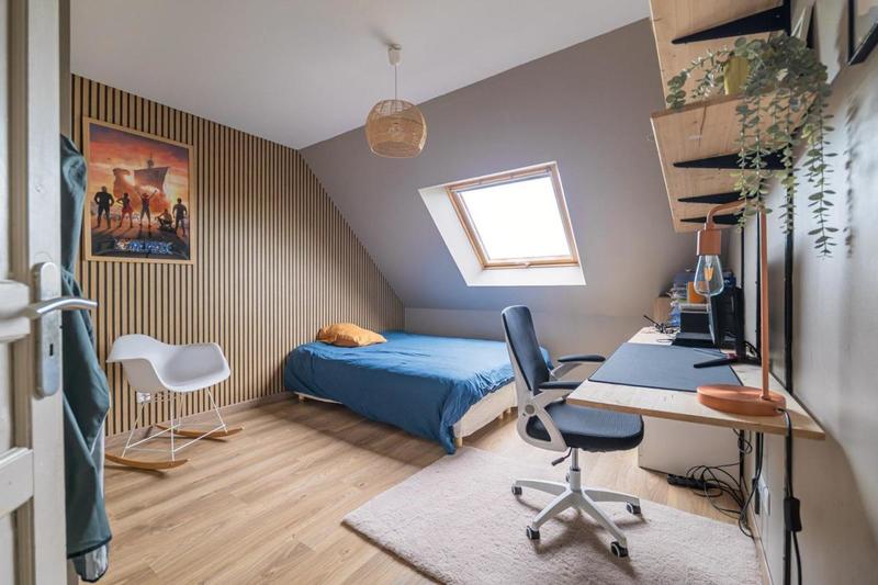 Maison - 147 m² - 7 pièces