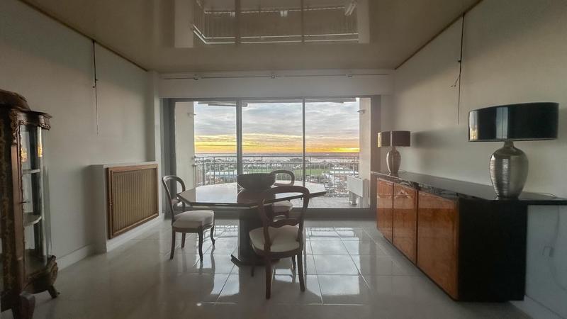 Appartement - 111 m² - 4 pièces