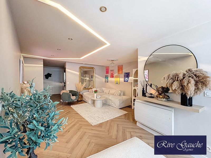 Appartement - 82 m² - 4 pièces