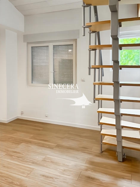 Maison - 170 m² - 8 pièces