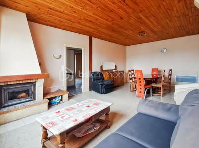 Maison de village - 205 m² - 8 pièces