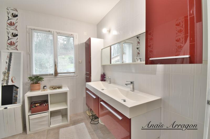 Maison - 162 m² - 5 pièces