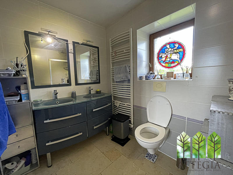 Maison ancienne - 155 m² - 6 pièces