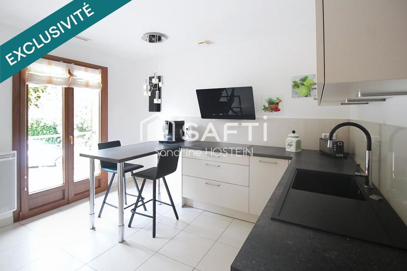 Maison - 100 m² - 5 pièces