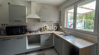 Maison - 95 m² - 5 pièces