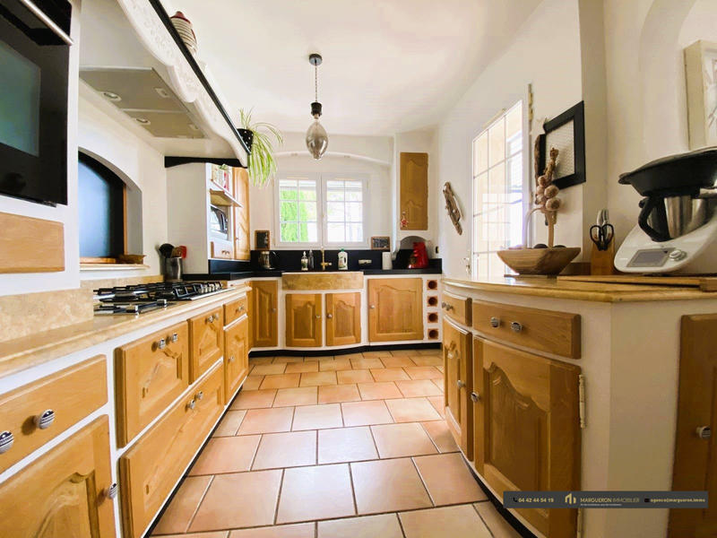 Villa - 130 m² - 5 pièces