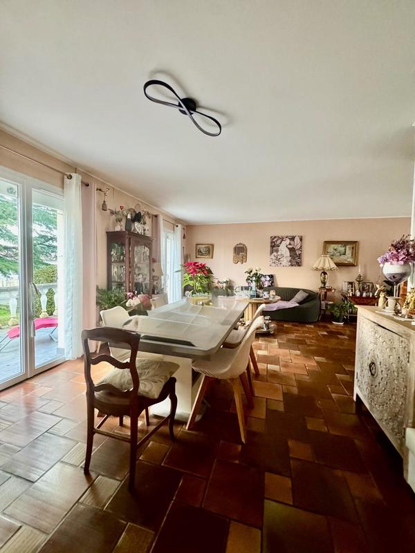 Maison - 84 m² - 3 pièces