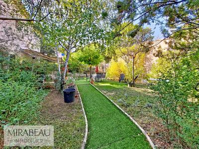 Villa - 137 m² - 5 pièces