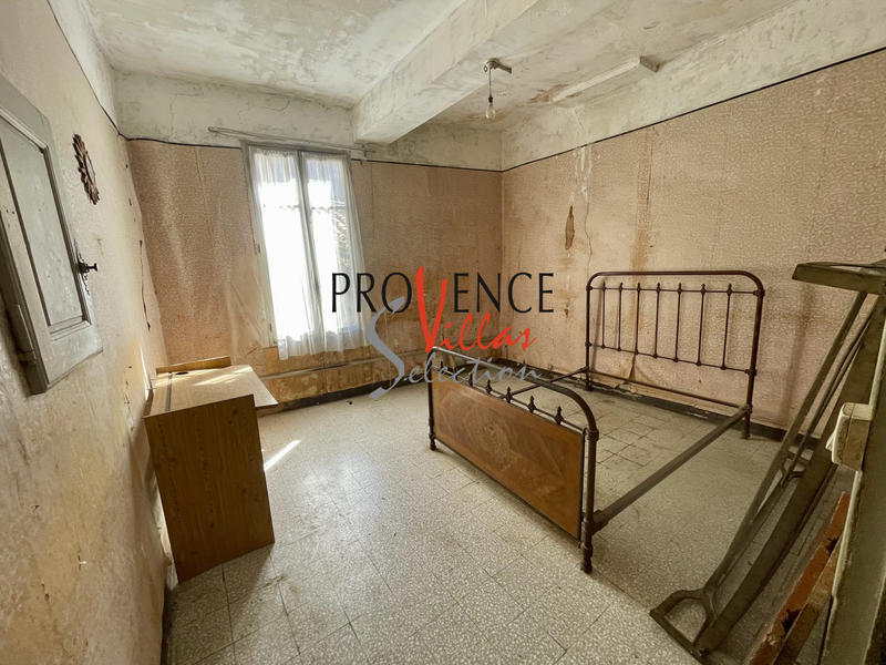 Maison traditionnelle - 140 m² - 6 pièces