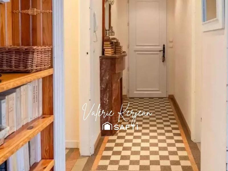 Maison - 152 m² - 9 pièces