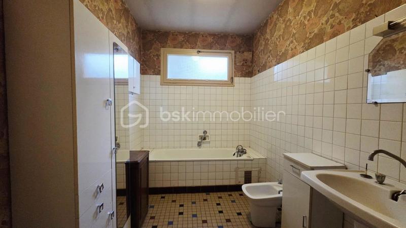 Maison - 95 m² - 4 pièces