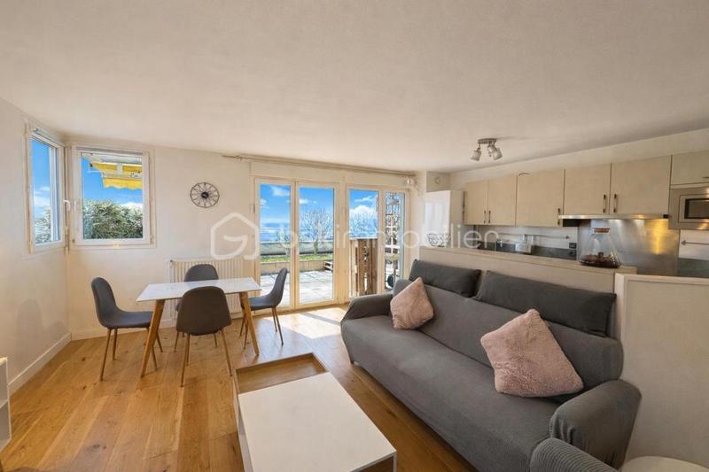 Appartement - 72 m² - 3 pièces