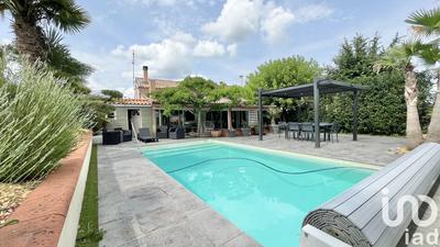 Maison - 227 m² - 5 pièces