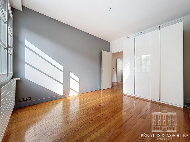 Maison contemporaine - 200 m² - 6 pièces