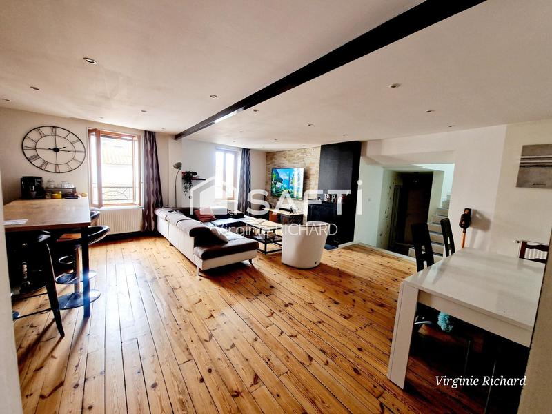 Maison - 200 m² - 7 pièces