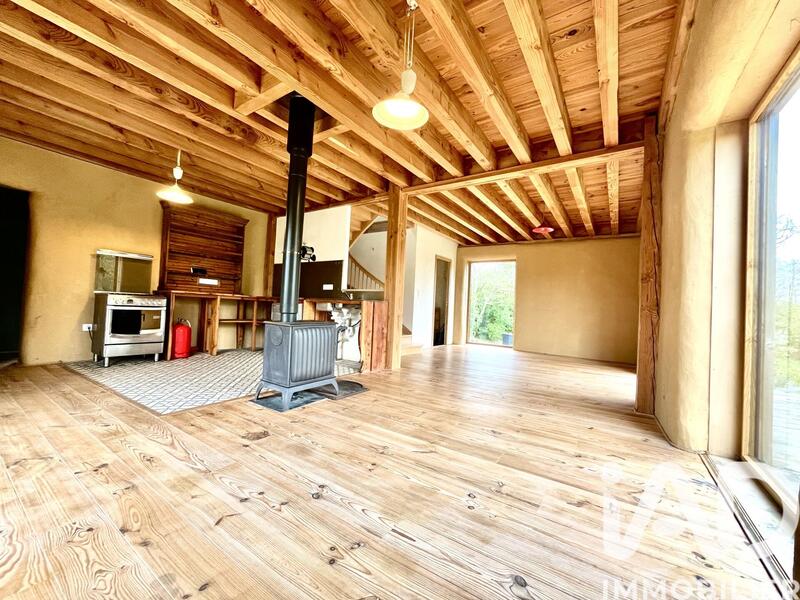 Maison - 100 m² - 5 pièces