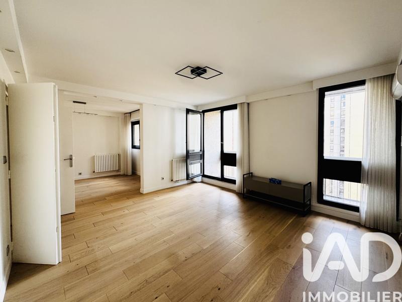 Appartement - 94 m² - 4 pièces