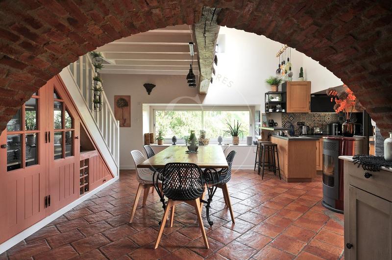 Maison - 192 m² - 7 pièces