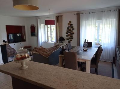 Maison - 121 m² - 4 pièces