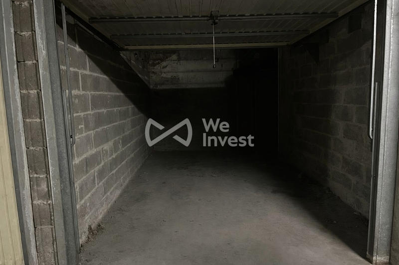 Parking / Garage - 14 m²