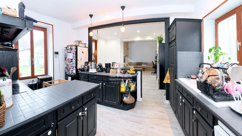 Maison - 130 m² - 5 pièces