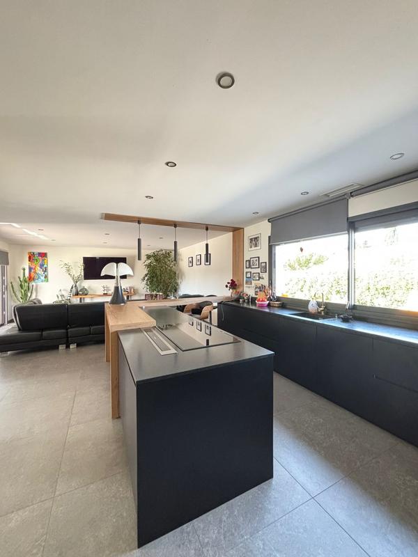 Villa - 160 m² - 4 pièces